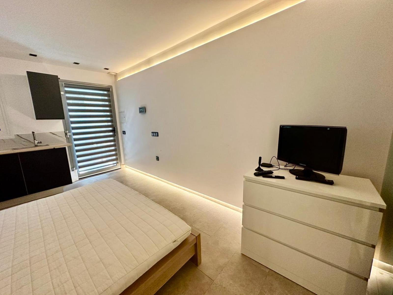 Green Spot Apartments Атина Екстериор снимка