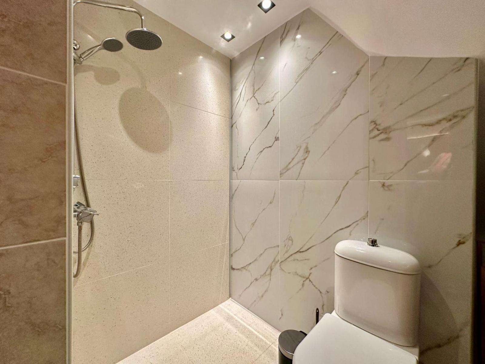Green Spot Apartments Атина Екстериор снимка